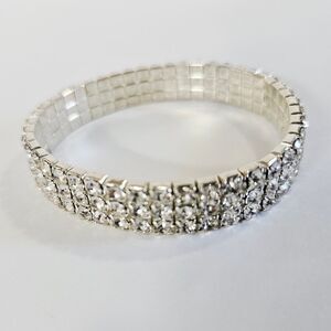 Vintage Silver Tone Prong Set Icy Clear Triple Row Rhinestones Stretch Bracelet